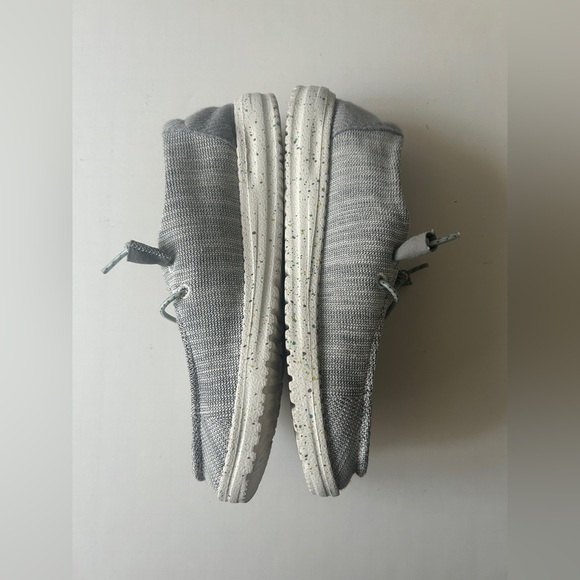 HEY DUDE Women’s WENDY Stretch Pearl River Slip On Loafers 6 - Picture 2 of 7